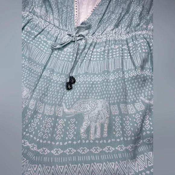 NWT MINKPINK Low V Cut Romper Zipper Back Elephant Pattern - Picture 7 of 14